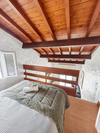 Bedroom 2, Duplex au vert pres de Royan - Appartement 4, Charente-Maritime