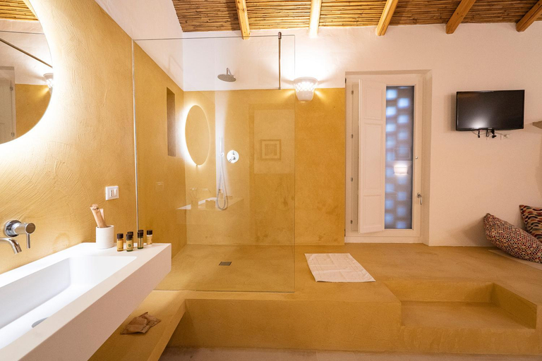 Others 3, Iardino Asce Lisaria, Lecce