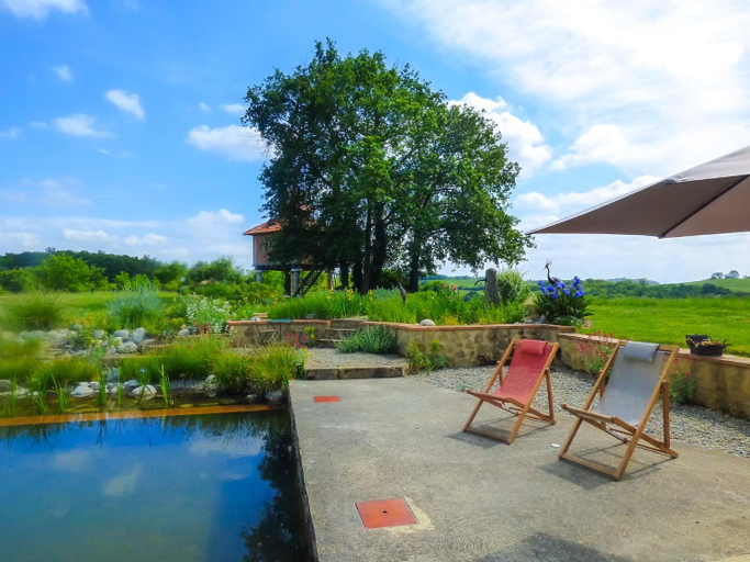 Sport & Beauty, Gite Chambre d'hotes insolite PIGEONNIER IN MARCIAC Gers, Gers