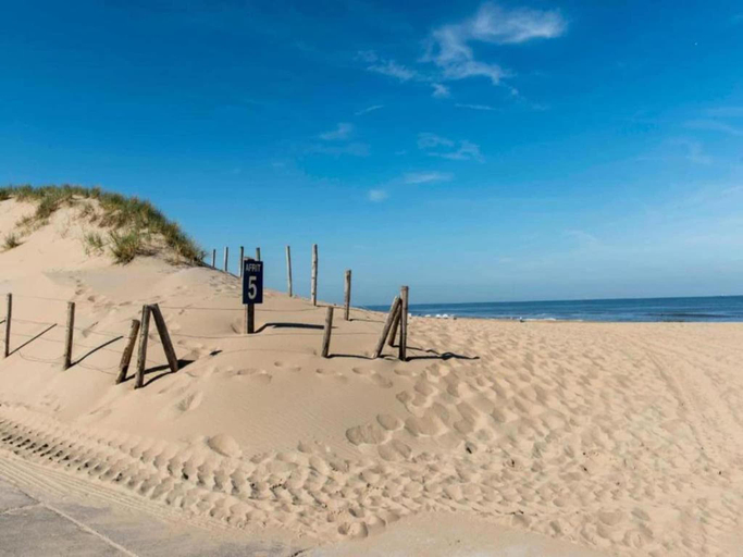 Others 5, Holiday Home in Noordwijk with Sunny Garden, Noordwijk