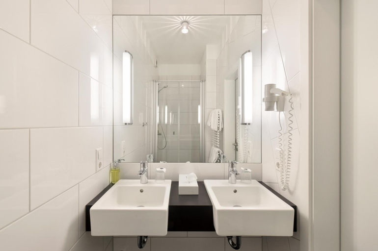 Bathroom 4, Cityhotel Thuringer Hof new CLASSIC, Region Hannover