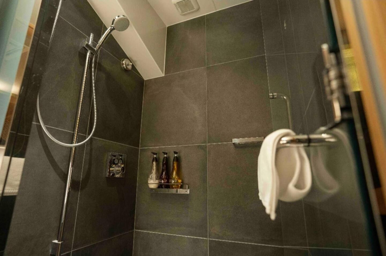 Bathroom 3, モダン和風民宿 粋Sui 上野 Asakusa, Taitō