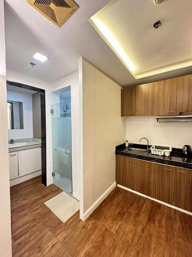 Others 3, ADB AVENUE TOWER, Mandaluyong