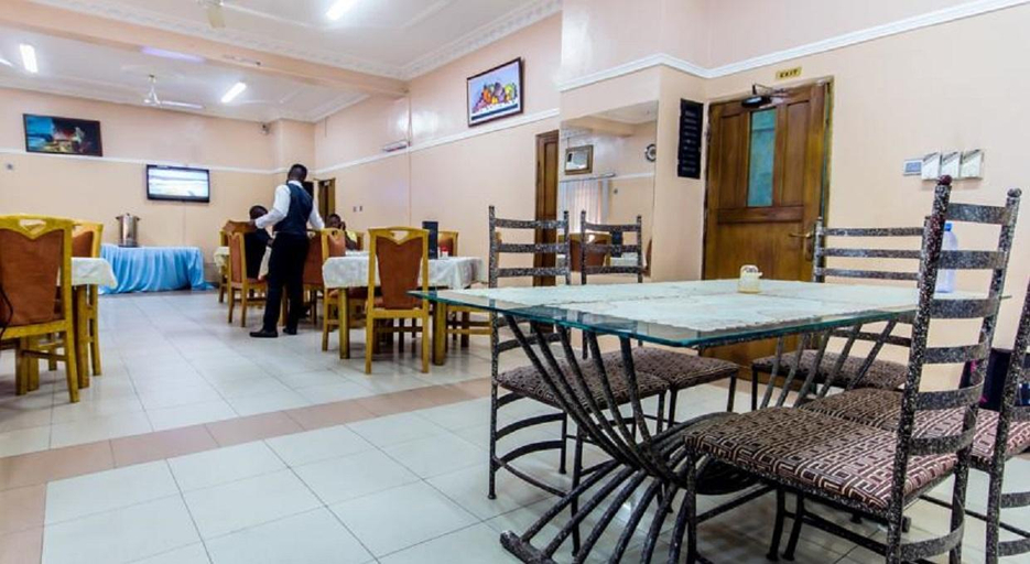 Food & Drinks 3, 1st Forty Hotel, AbujaMun