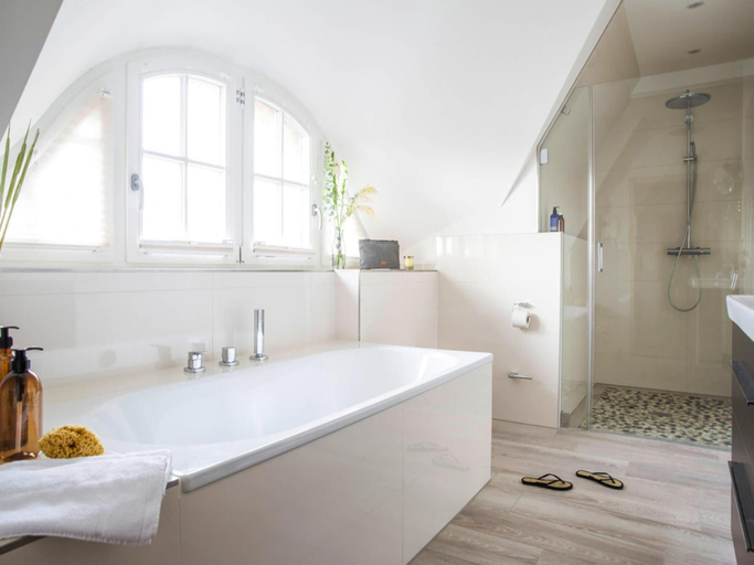 Bathroom 3, Reetdachhaus am Bodden mit Sauna, Vorpommern-Rügen
