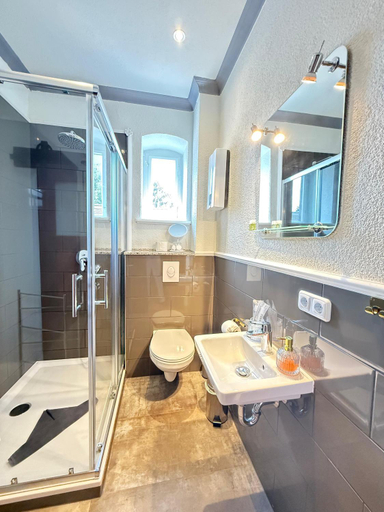 Bathroom 4, CG Hänsch, Görlitz