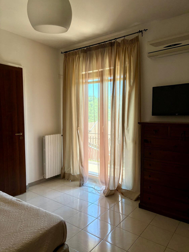 Others 4, GuesthouseAntonia, Avellino