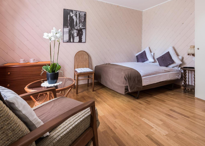 Bedroom 2, Hotel de la place, Pays-d'Enhaut