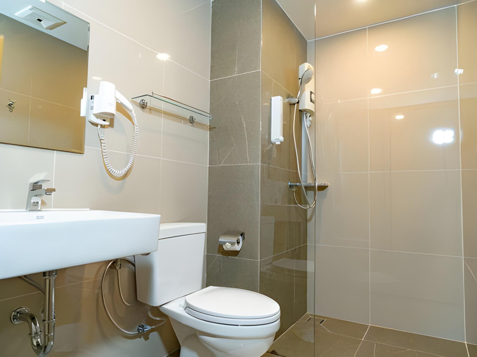 Bathroom 4, One Budget Hotel Nan Pha Sing, Muang Nan