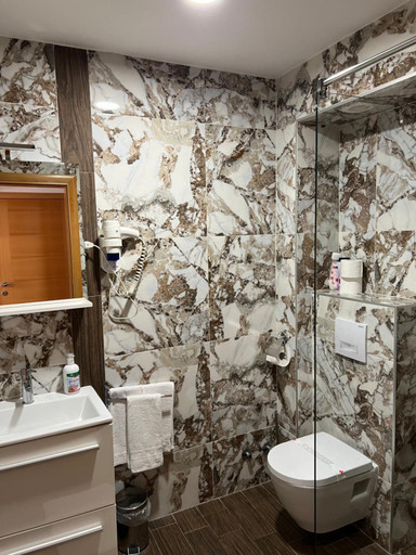 Bathroom 3, Motel Monte Rosa, Herzegovina-Neretva