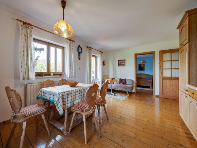 Others 5, Wohnung in Neukirchen mit Skifahren  Pool, Cham