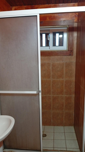 Bathroom 4, Victoria's Beach House , Roatán