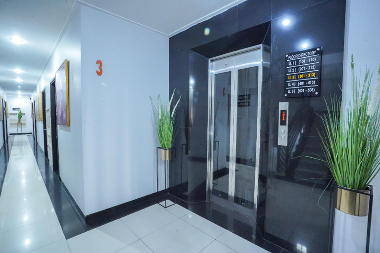 Others 5, DENZ Express Sawah Besar, Central Jakarta