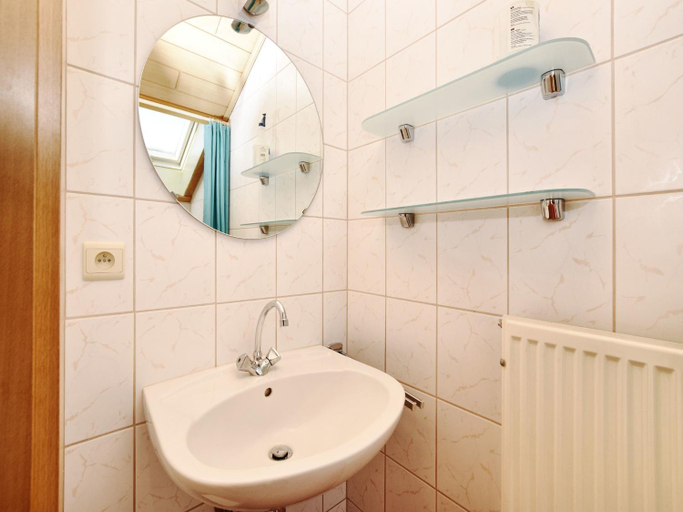 Bathroom 3, Holiday Home in St.Vith with hot tub, Liège