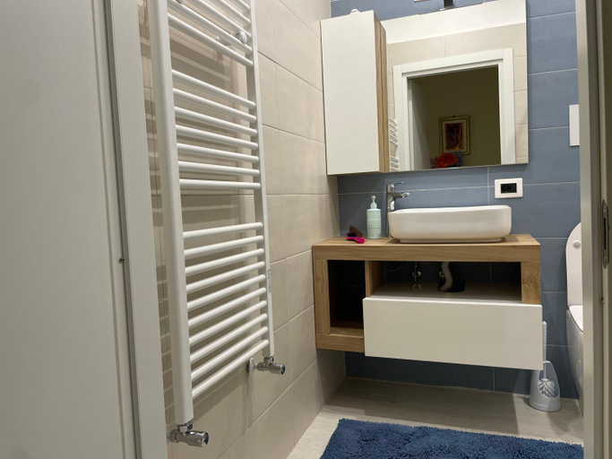 Bathroom, Casadora, Salerno