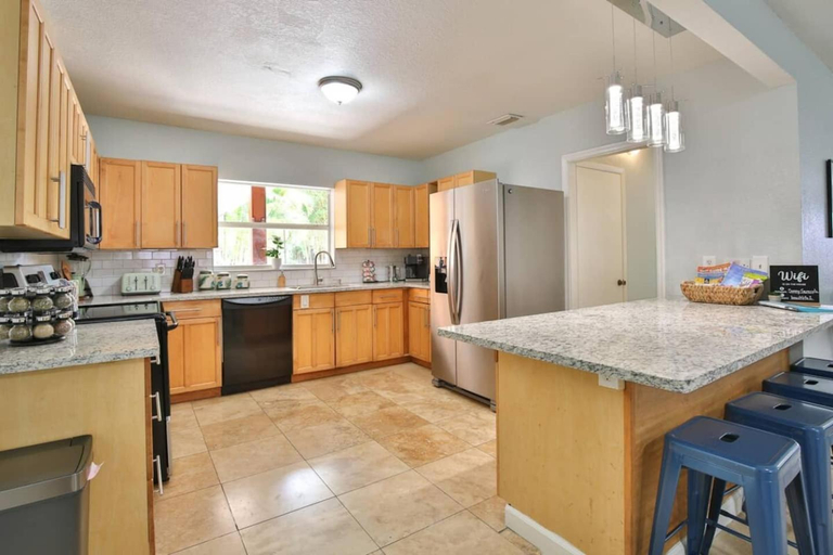 Others 3, Coastal Villa W Amazing Courtyard - Splash Pad!, Manatee