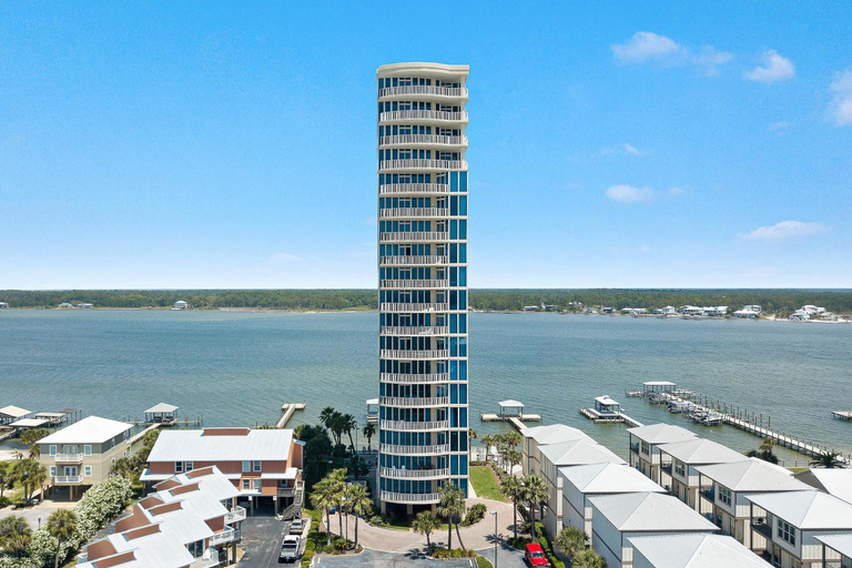 Others 3, Lagoon Tower 1201, Baldwin