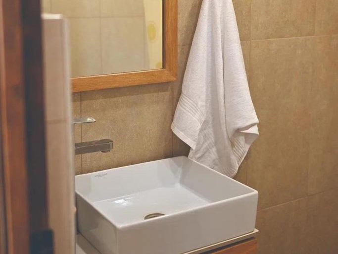 Bathroom 2, Ahnidzor Guest House