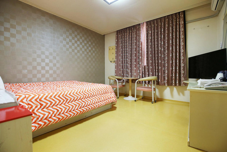 Bedroom 3, Yesan Garusil Motel, Yesan