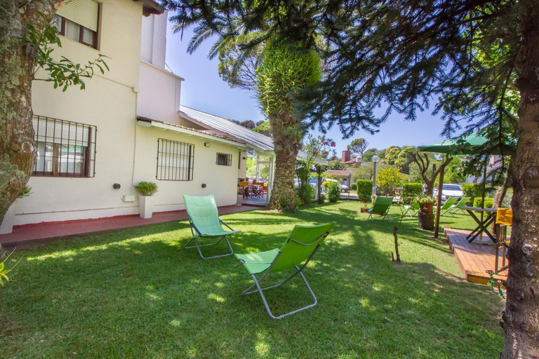 Others 5, hosteria Dalmacia, Pinamar