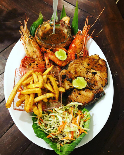 Food & Drinks