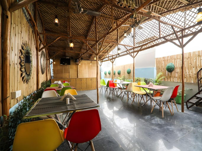 Food & Drinks, Hotel Amar International, Delhi