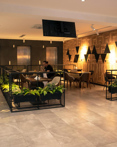 Food & Drinks 5, Park Azure Apartments, Baku