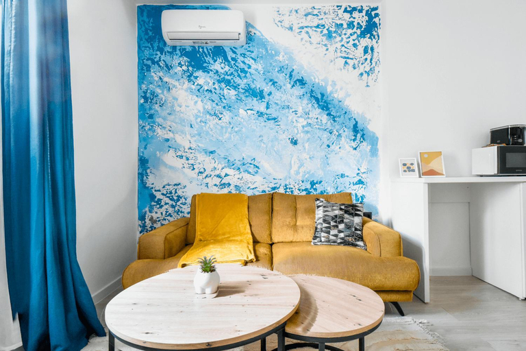 Others 3, 2 Private Suits - Art, Location, Quiet, Balconies, Stolichna
