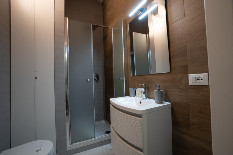 Bathroom 2, Domus Suite, Campobasso