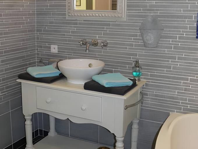 Bathroom 1, Maison d'hote la Tourette, Aude