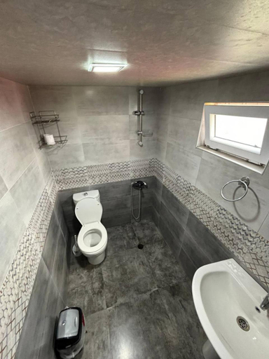 Bathroom 2, Tazo's Guest House, Kobuleti