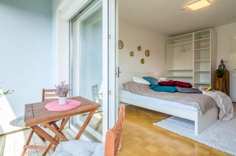 Bedroom 2, M 1OG: Schöne 70m² 2-Zimmer City Wohnung im Zentru, Berchtesgadener Land