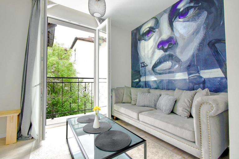 Others 2, 2 Private Suits - Art, Location, Quiet, Balconies, Stolichna