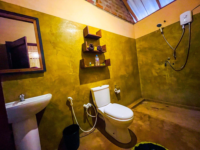 Bathroom 3, Niyagala Lodge Sigiriya, Dambulla