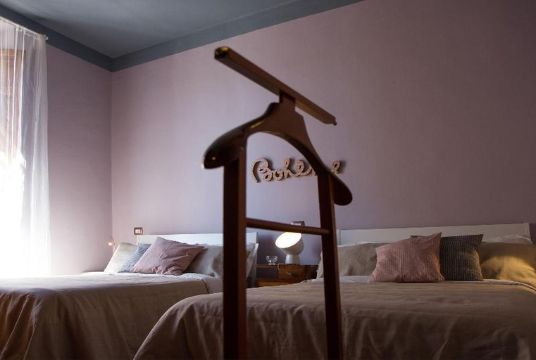 Bedroom 2, al 28 B&B, Livorno