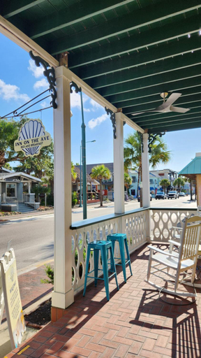 Food & Drinks 3, Inn on the Avenue, Volusia