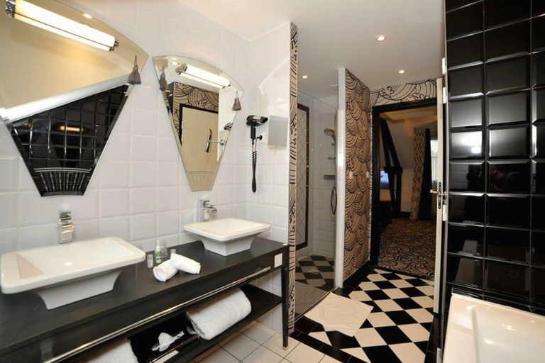Bathroom 3, Jehan De Beauce - Teritoria, Eure-et-Loir