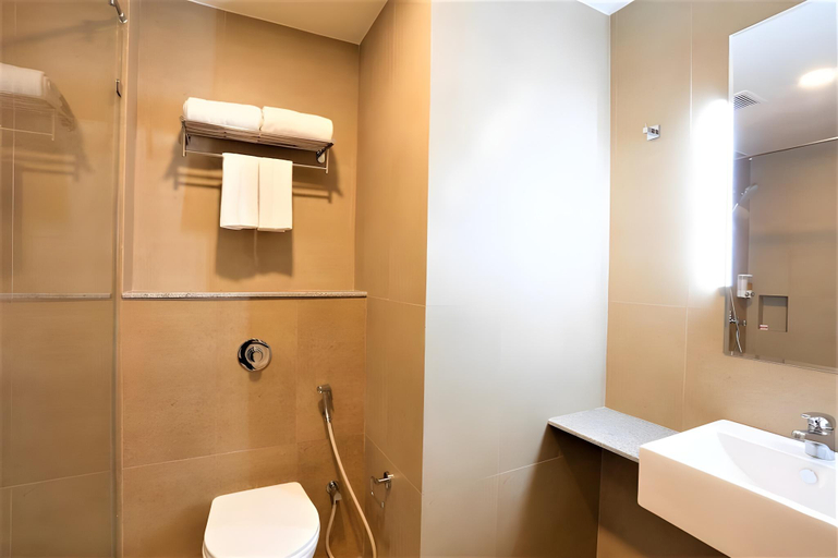 Bathroom 4, Ginger Visakhapatnam, Gajuwaka, Visakhapatnam