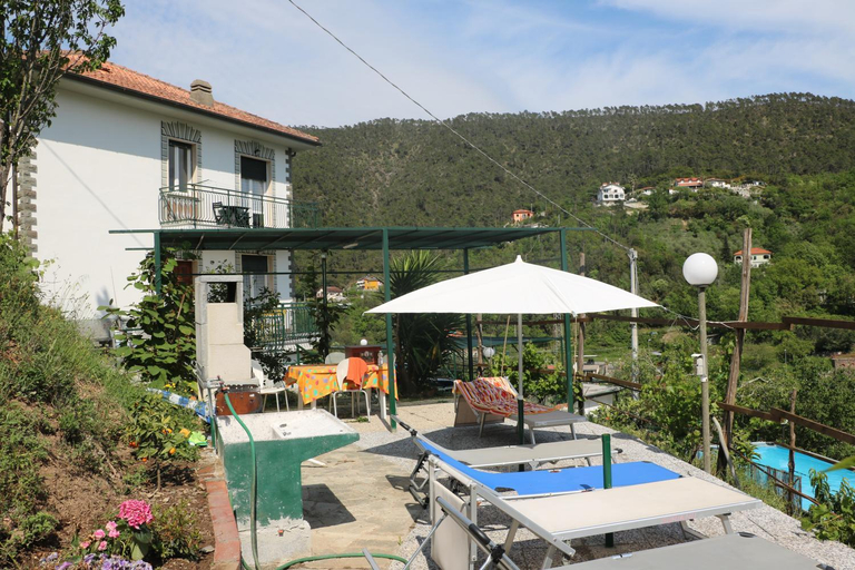 Sport & Beauty 2, Villa Maremonti - con 3 piscine, Genova