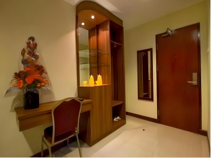 Others 5, Imperial Hotel, Gorontalo