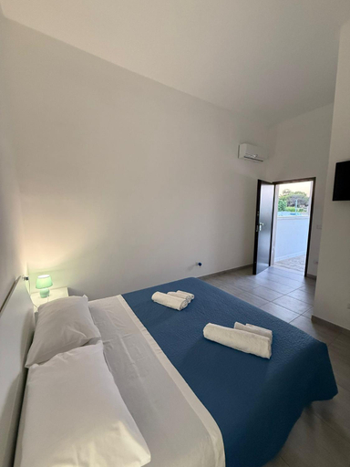 Others 2, Borraco Rooms, Taranto