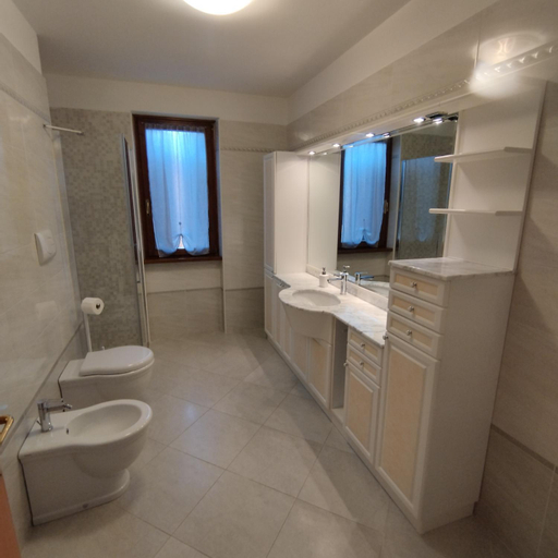 Others 5, Casa Dany, Brescia