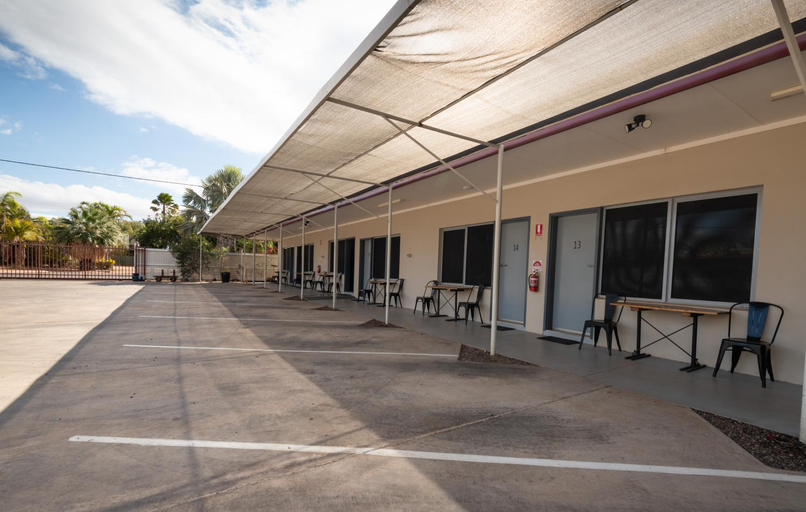 Others 3, Safari Lodge Motel, Tennant Creek