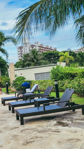 Others 4, East Bay Residences, Muntinlupa
