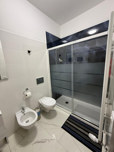 Bathroom 3, Desire guest House, Pisa