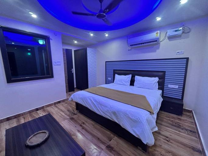 Bedroom 2, Hotel Raj Darbar, Faizabad