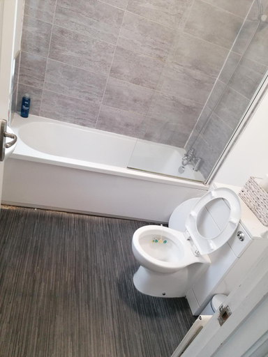 Others 2, Warrington Guest House, Stoke-on-Trent