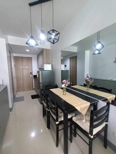 Others 5, The 2nd Staycation near MOA, Airport,Netflix, WIFI, Pasay City
