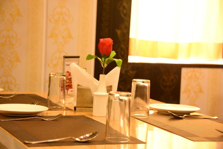 Others, Hotel Grand palace, Shravasti