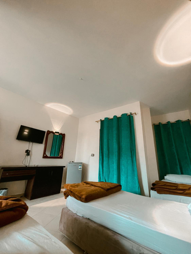 Bedroom 3, Tarakhan Hotel, Sant Katrin